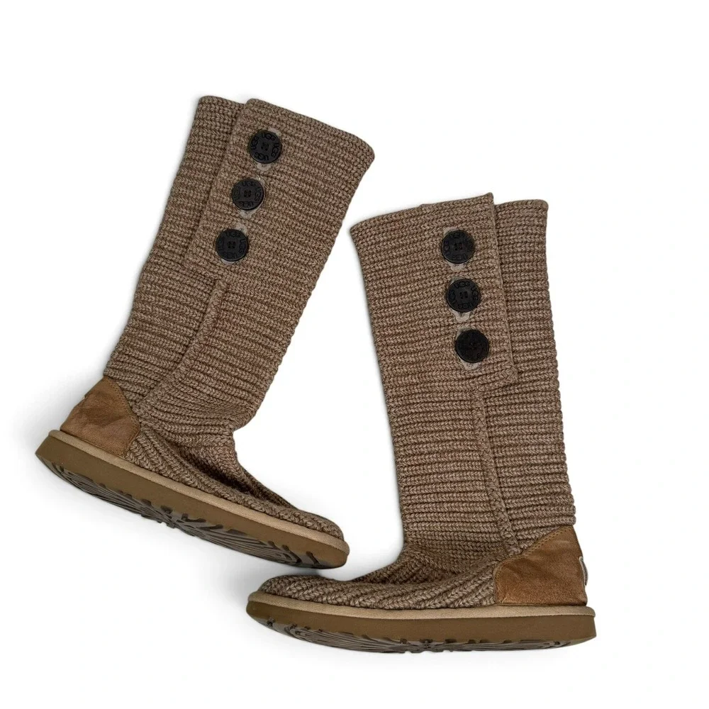 UGG Classic Cardy Boots Women 8 Tan Knit Three Button 5819 Tall Slouchy